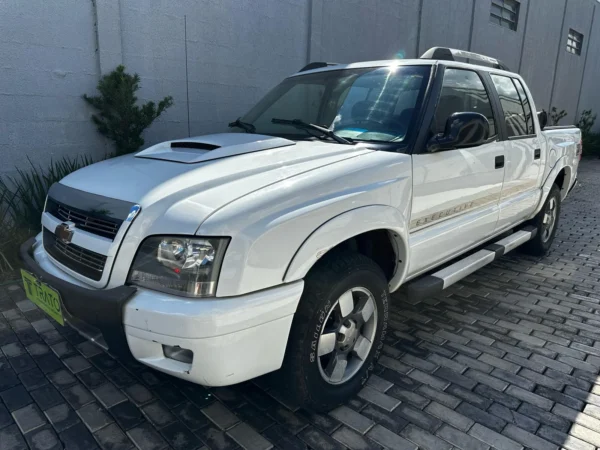 S10 P-Up Executive 2.4 MPFI F.Power CD